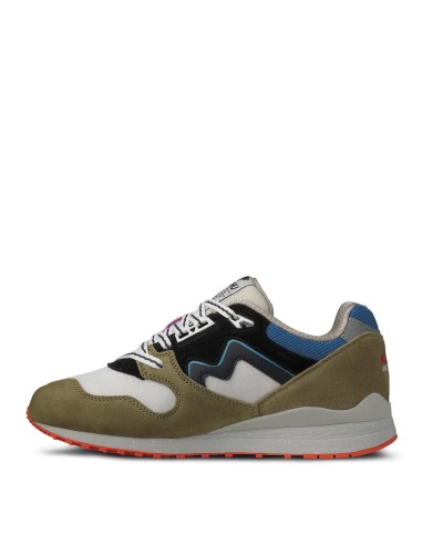 Karhu Synchron Classic Trainers Green Moss / India Ink sur le site 