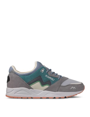 Karhu Aria 95 Trainers Sleet / Brittany Blue de la marque