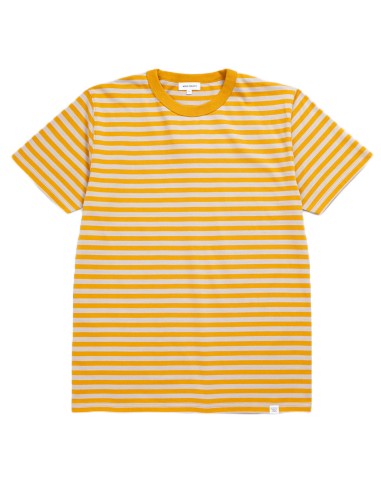 Norse Projects Niels Classic Stripe SS T-Shirt Turmeric Yellow rembourrage situé sous