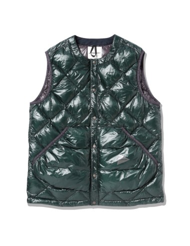 And Wander Diamond Stitch Down Vest Green une grave pollution 